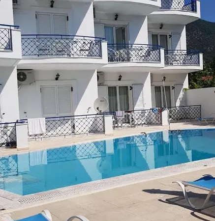 Lampsi Apartment